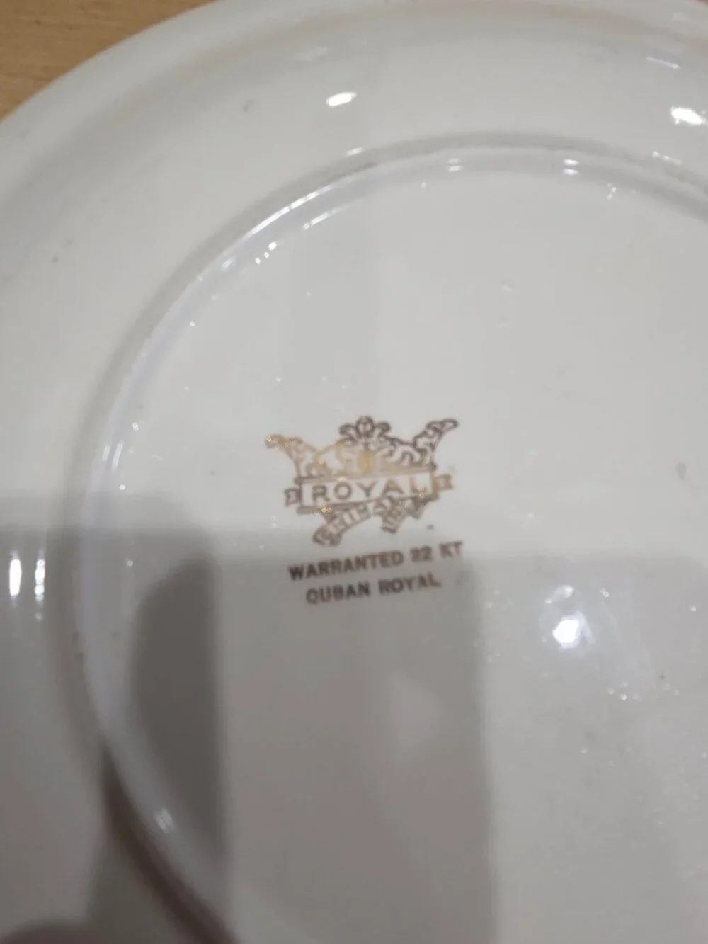 Vintage Royal China Quban Royal Swirl Floral Dinner Plate 10 Inch